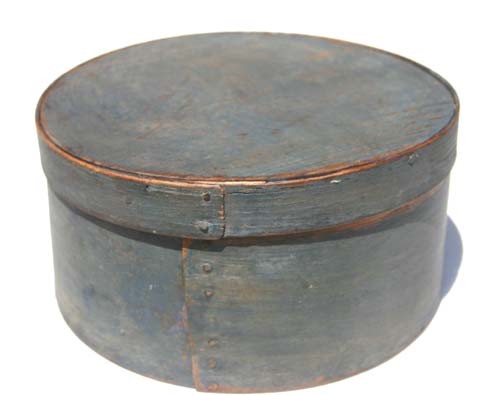 antique 8 3/4" round pantry box in old blue paint: antique 8 3/4" round pantry box in old blue paint