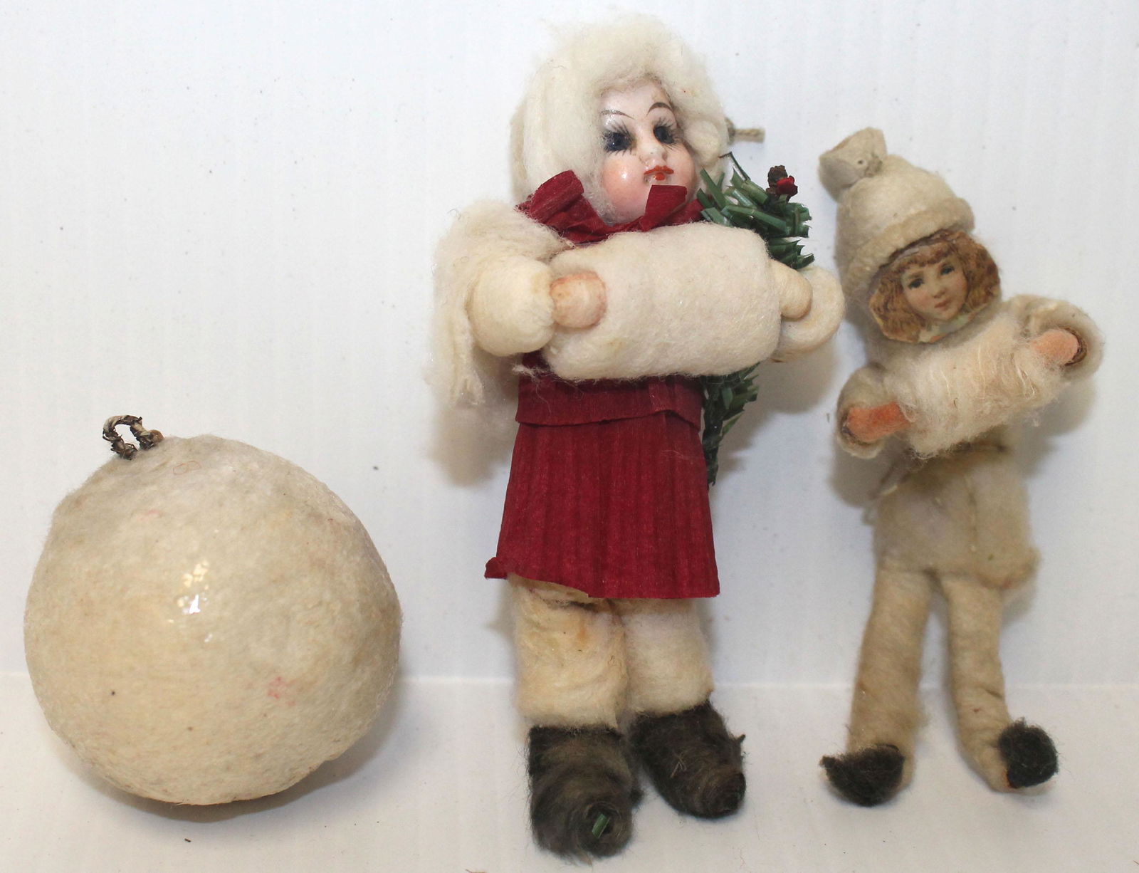 2 ca 1900 Spun cotton Christmas figures together w a (1 of 4)