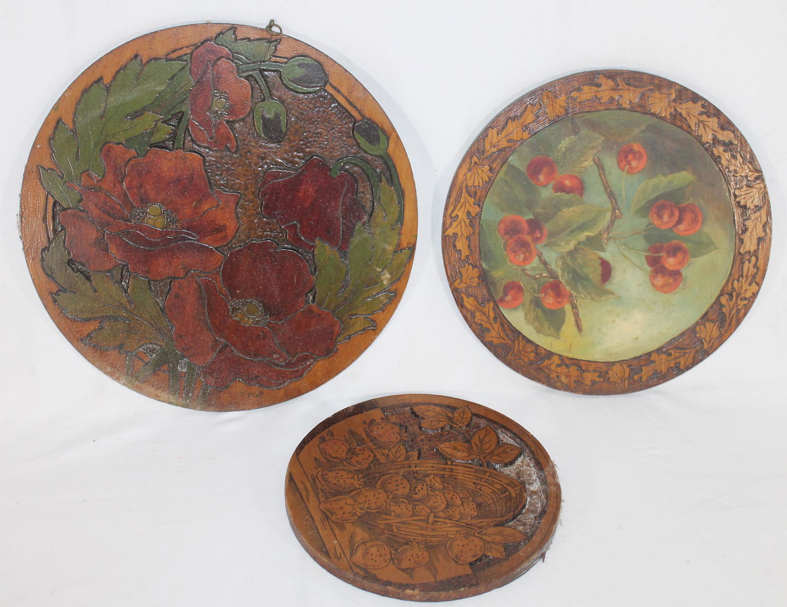 Pyrography lot of 3 round floral dec wall plaques incl (1 of 6)