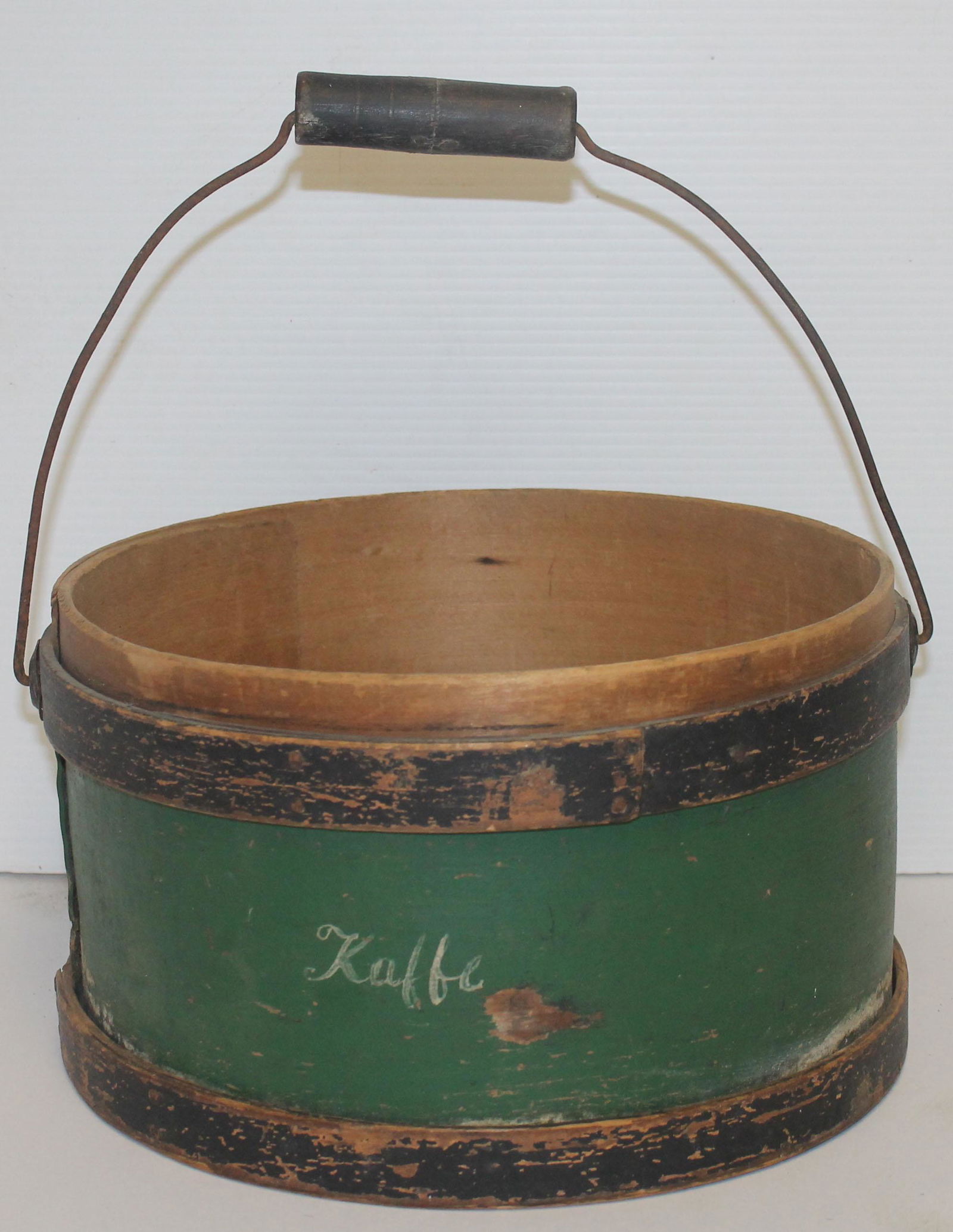Antique bail handled bucket in green paint w "Kaffe" (1 of 8)