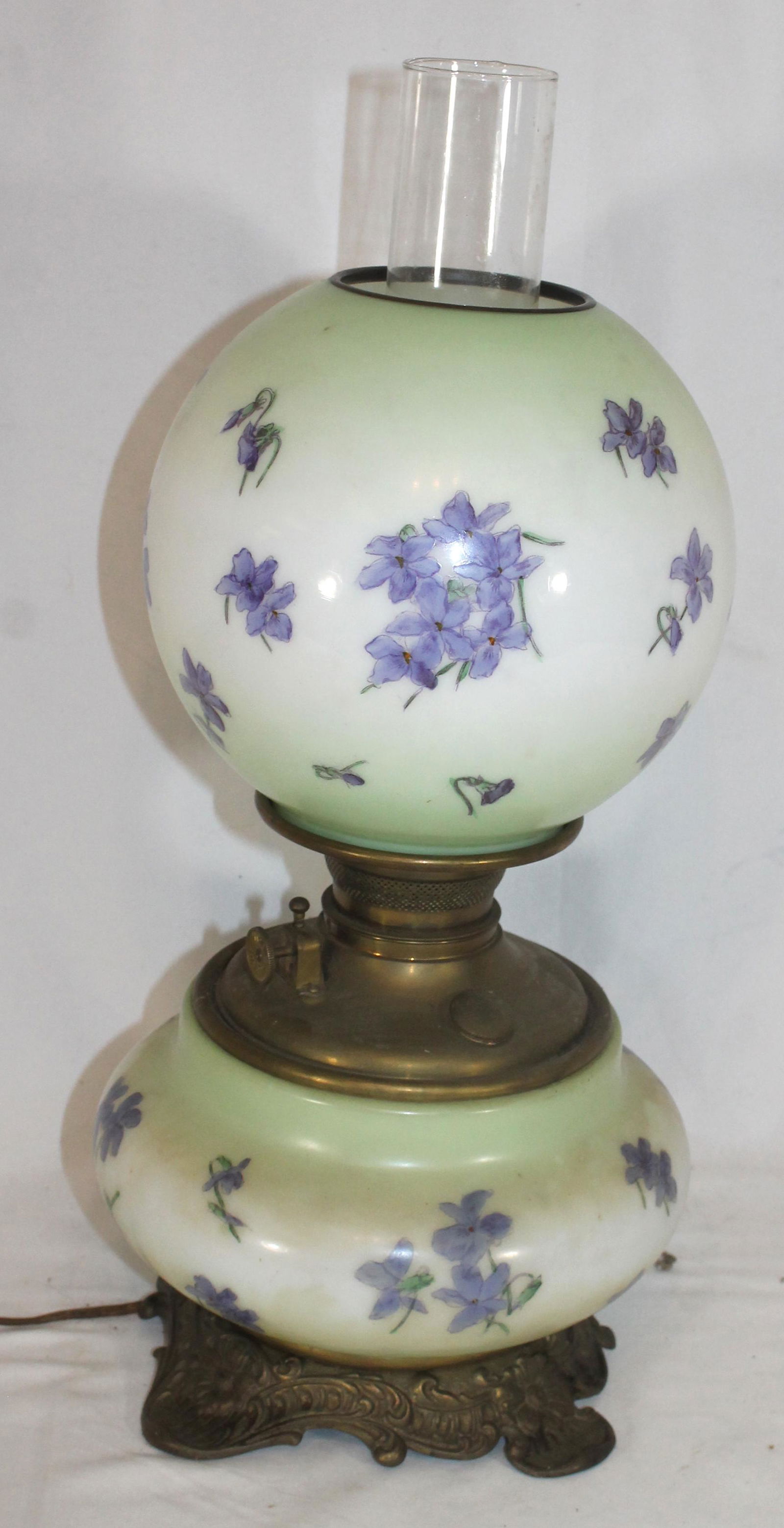 antique GWTW lamp w purple flowers (1 of 7)