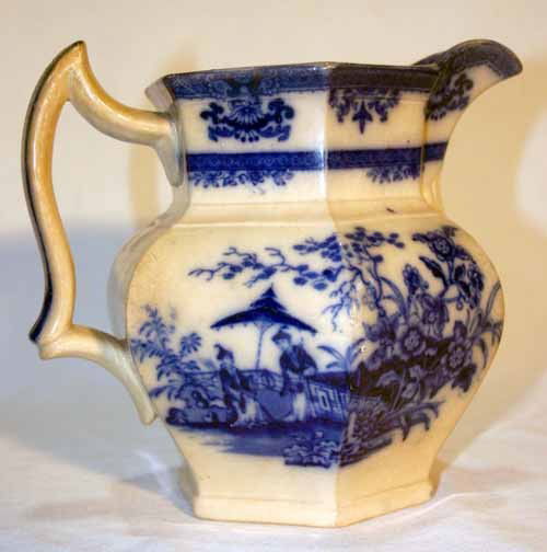19thC Flo Blue Amoy 7 1/2" tall pitcher: 19thC Flo Blue Amoy 7 1/2" tall pitcher
