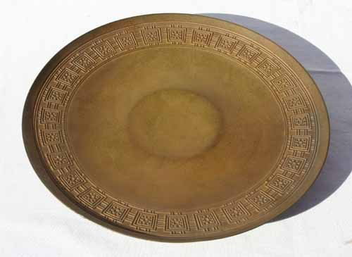 sgnd Tiffany Studios bronze ftd dish - 10" diam: sgnd Tiffany Studios bronze ftd dish - 10" diam