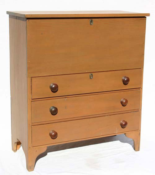 ca 1800-1810 period Hepplewhite NH pine 3 drawer b: ca 1800-1810 period Hepplewhite NH pine 3 drawer bracket base blanket chest in putty color paint