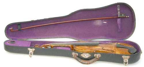 antique violin in orig case w bow by Papandrea of : antique violin in orig case w bow by Papandrea of Barre, VT dtd 1938