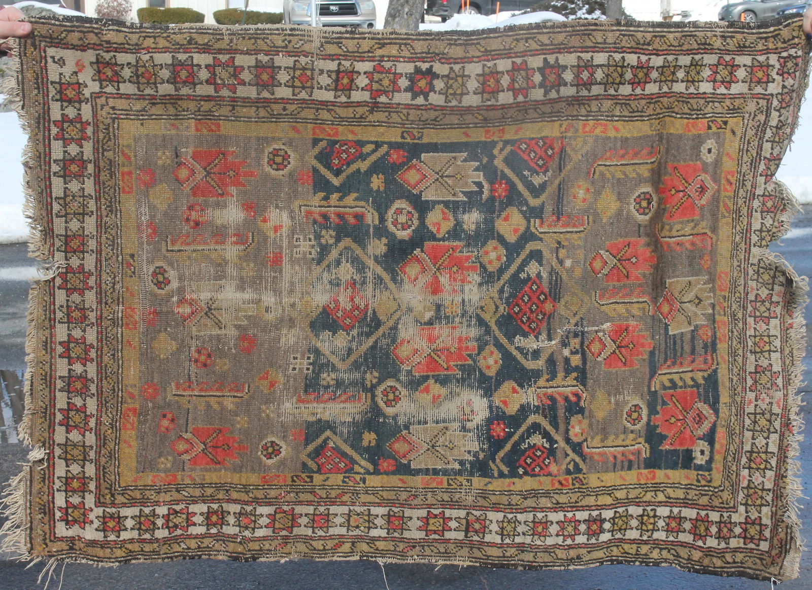 3'8"x5'1" Oriental area rug (1 of 9)