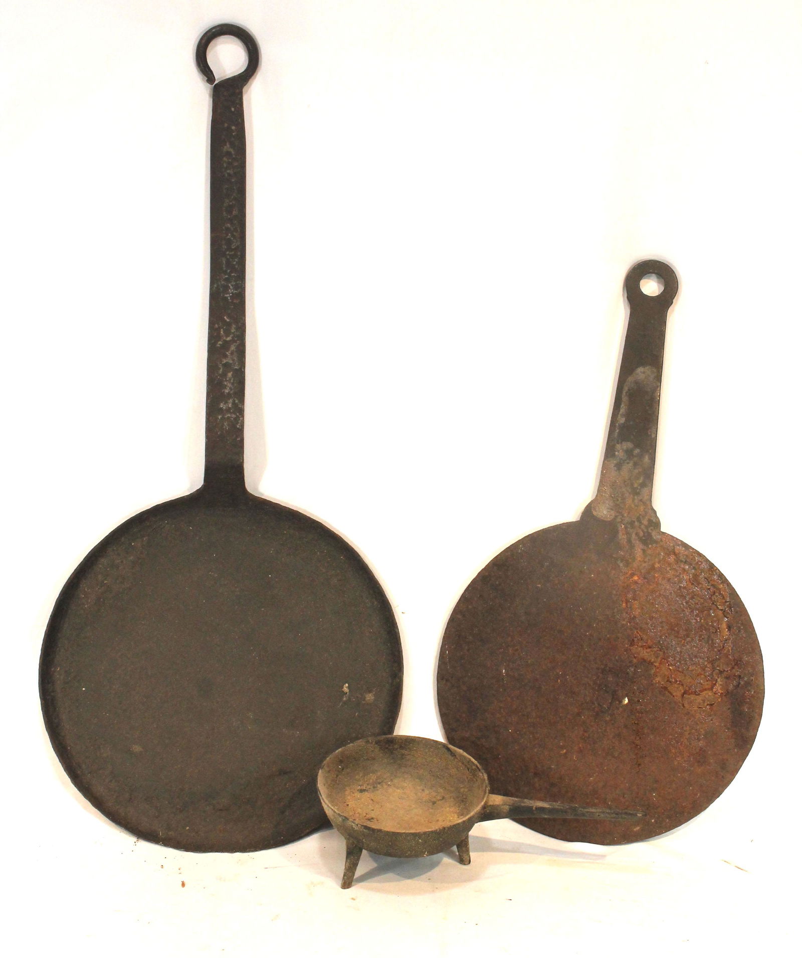 3 pieces of cast iron incl 2 long handled skillets & a spider pot - 28" & 21" long skillets (1 of 8)
