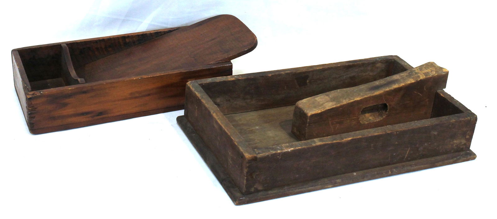 2 antique wooden scrub boxes - 15 1/2" x 6 3/4" x 3" & 16"x9 1/2"x3" (1 of 9)