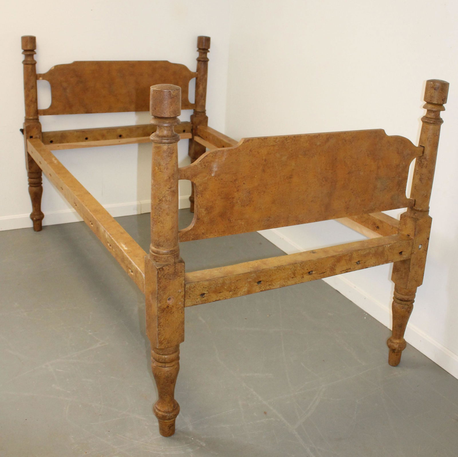 Antique rope bed in sponge/grain paint - approx 46" wide x 81" long (1 of 7)