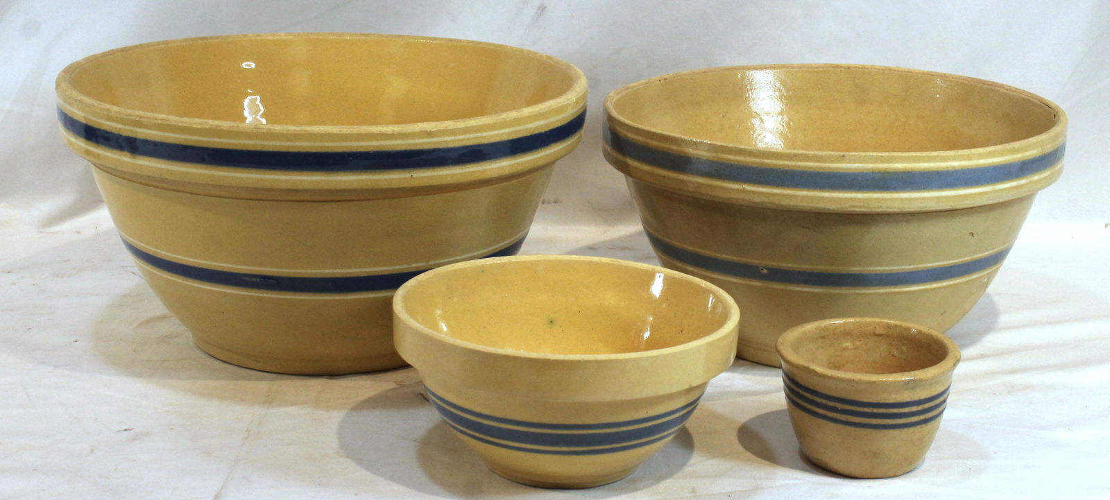 4 yellowware blue banded bowls - 12", 10 1/4", 6 1/2" & 3 1/2" diam (1 of 5)