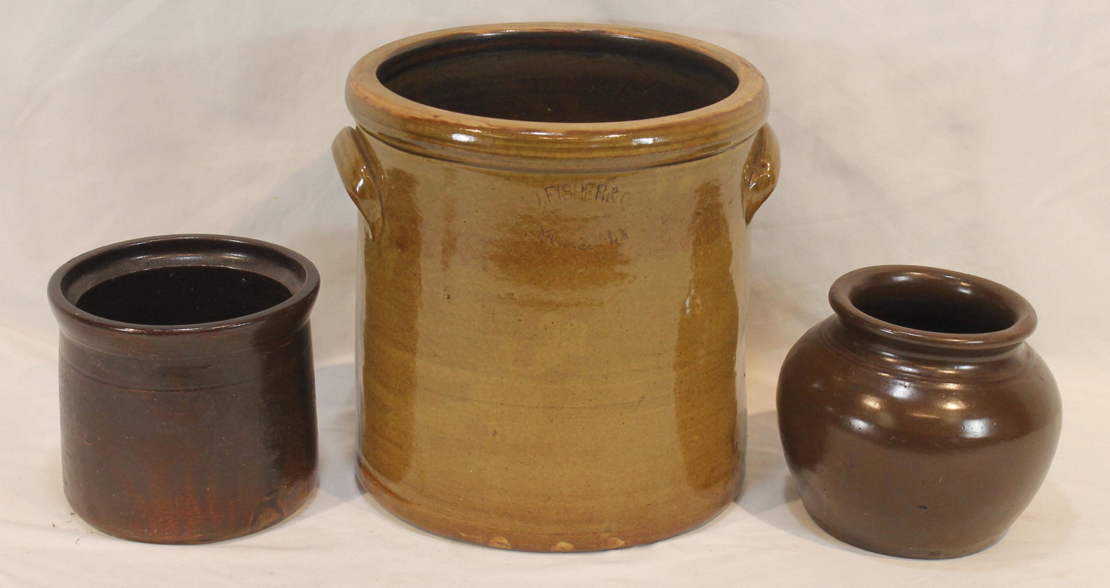 3 stoneware items incl J. Fisher & Co Lyons, NY crock - 9 1/2" tall x 9" diam, 5" tall x 6" diam &: 3 stoneware items incl J. Fisher & Co Lyons, NY crock - 9 1/2" tall x 9" diam, 5" tall x 6" diam & 5" tall x 5" diam
