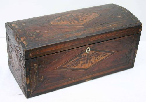 18thC English Prisoner of War inlaid straw box w: 18thC English Prisoner of War inlaid straw box w fitted interior - 11 3/4" wide x 5 1/2" tall x 5 1/4" deep