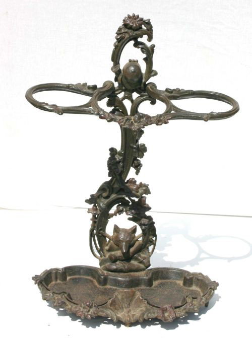 ca 1860 American cast iron umbrella stand w foxhun: ca 1860 American cast iron umbrella stand w foxhunt & flower motif w traces of orig polychrome paint - 27" tall