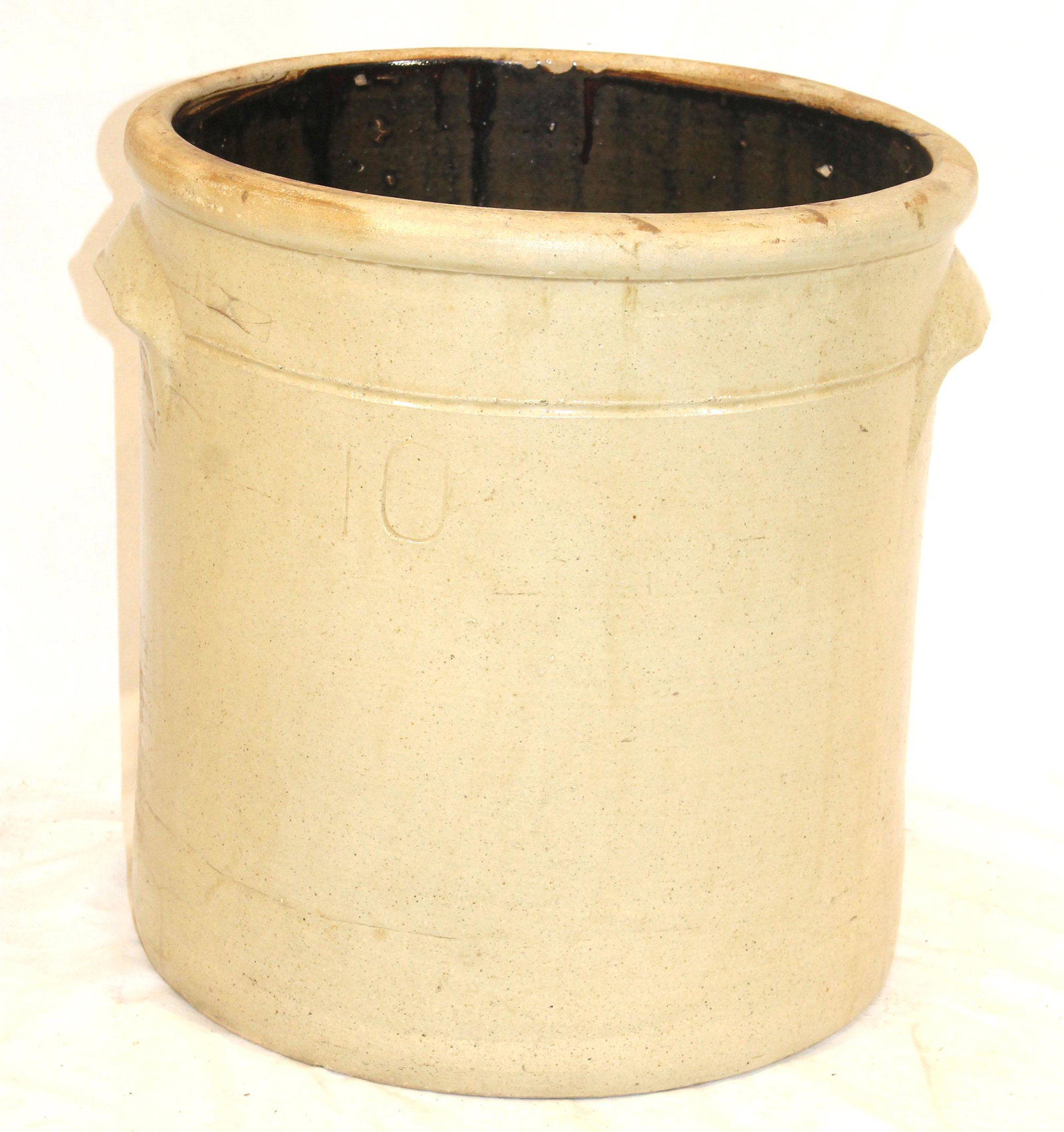 Large antique stoneware 10 gal crock - 17" tall x 16" diam (1 of 6)