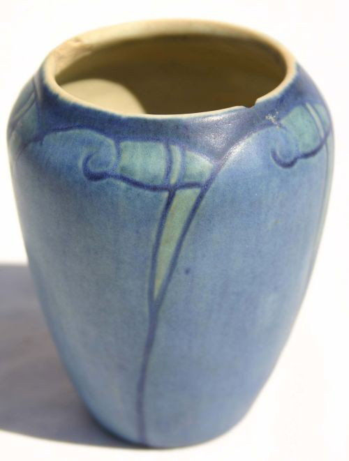 Newcomb College Art Pottery 4" vase w multi color : Newcomb College Art Pottery 4" vase w multi color carved dec (rim chips)