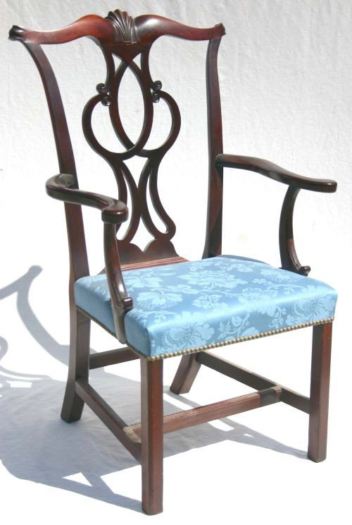 Boston period Chippendale ca 1760-1780 carved maho: Boston period Chippendale ca 1760-1780 carved mahog & tiger maple frame lolling chair