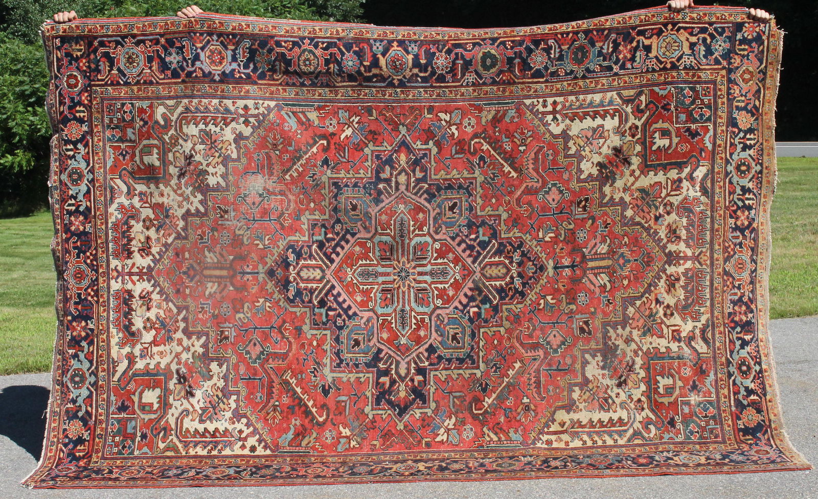 Room size Oriental Rug - 8'1"x11'4" (1 of 9)