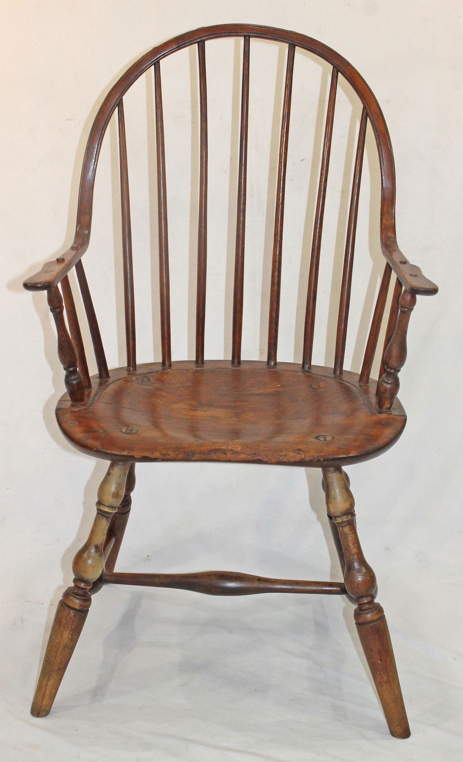 Antique Windsor continuous armchair - 35" tall (1 of 8)