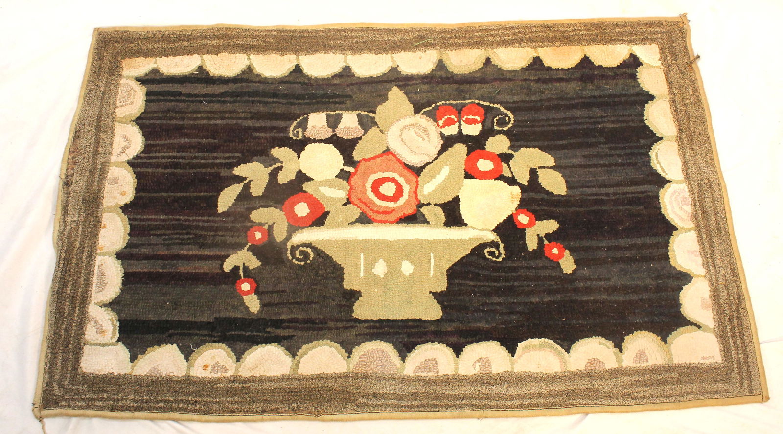 Hooked rug w basket of flowers motif - 27"x44" (1 of 5)