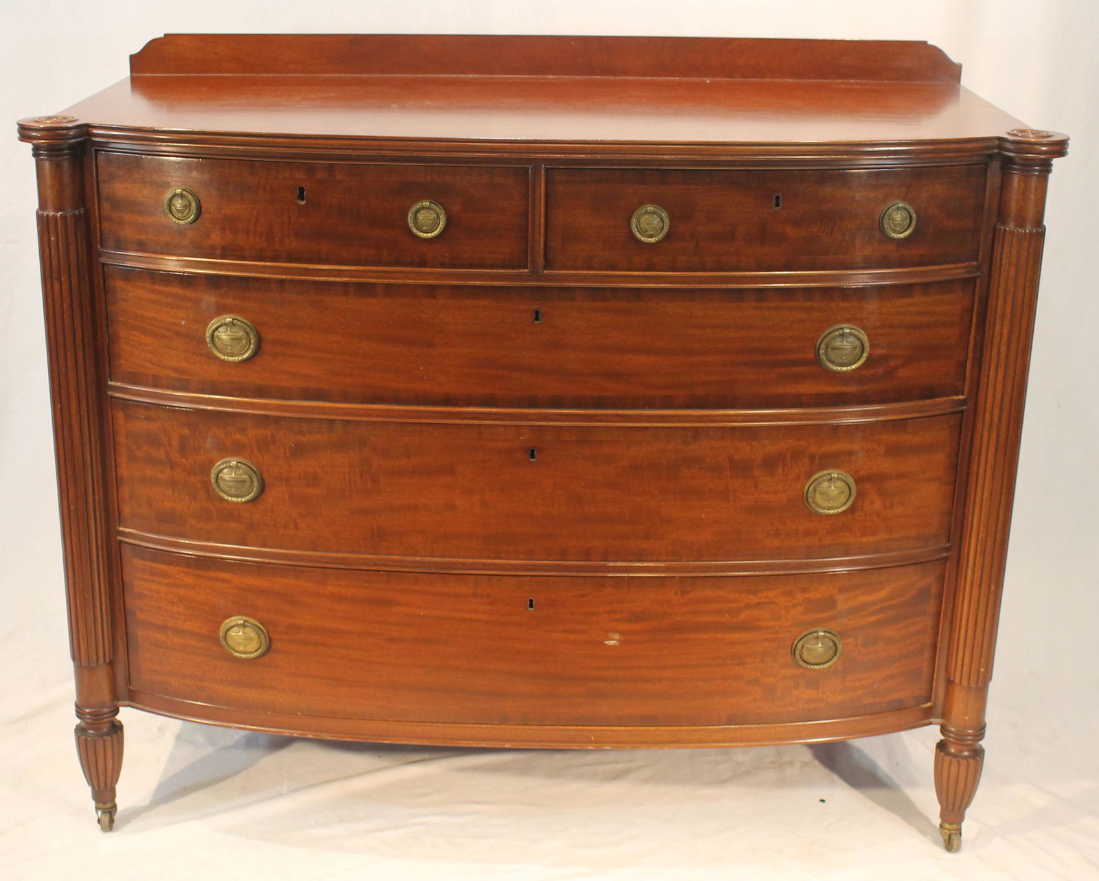 Sheraton mahogany bowfront 4 dr chest w carved cookie corners & reeded columns - (en suite w (1 of 7)