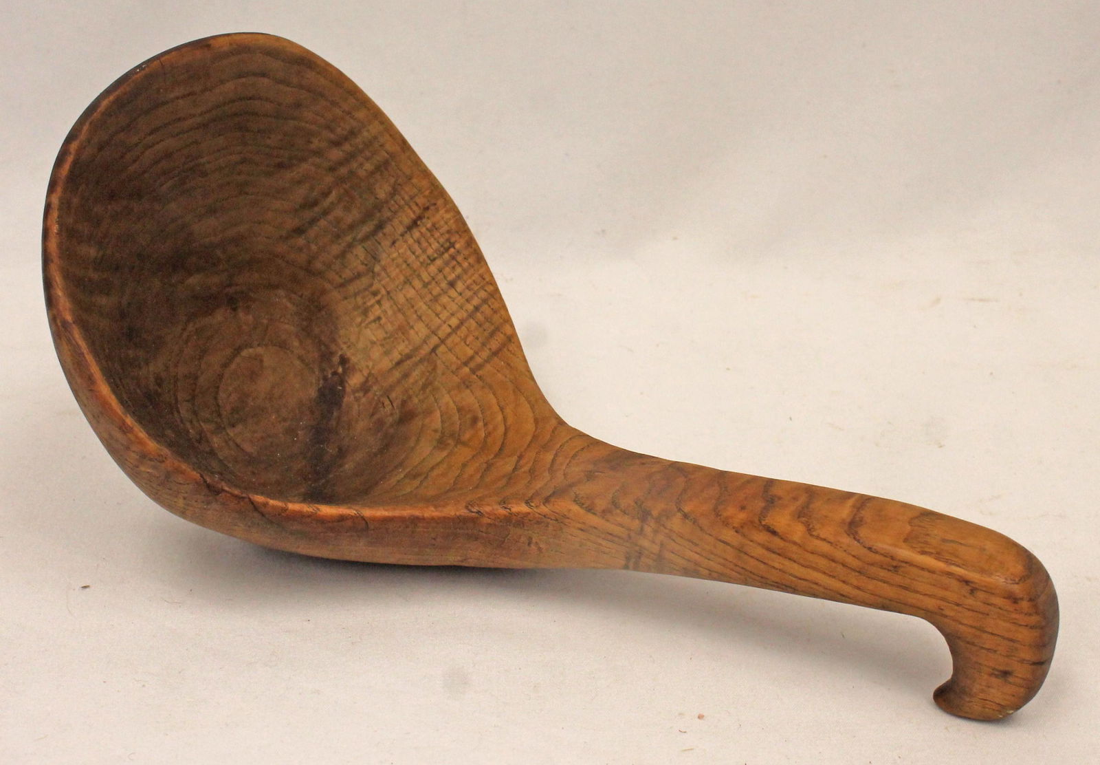 19thC Tiger Grained Carved Scoop, Ash or Chestnut, Probably Native American. Good condition. 10" (1 of 4)