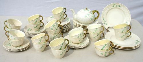 70 pcs of green mark Belleek basket weave shamrock: 70 pcs of green mark Belleek basket weave shamrock dec china