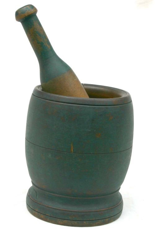 antique turned wooden mortar & pestle in blue/gree: antique turned wooden mortar & pestle in blue/green paint - 7 1/4" mortar & 10" pestle