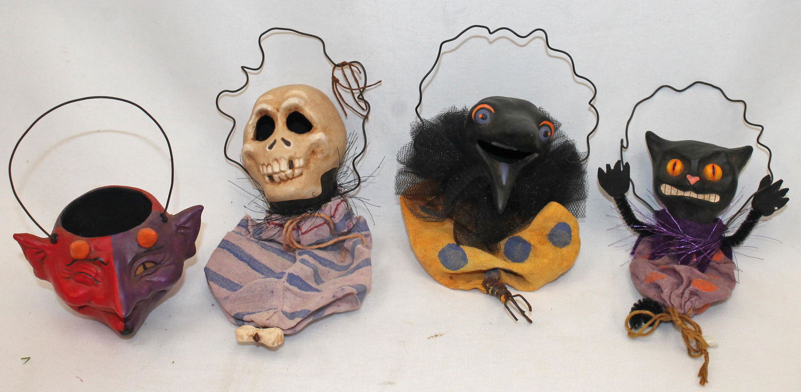 Lot of 4 artisan Halloween candy containers incl black cat, skull, devil & a crow - all signed Scott (1 of 7)
