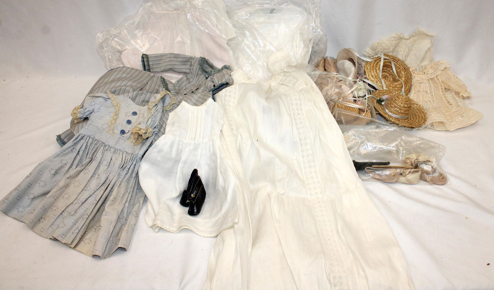 Lot of doll clothes & hats (1 of 8)