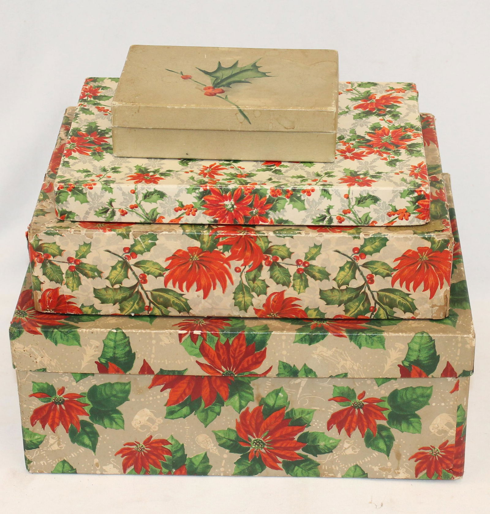 Lot of 4 ca 1930's Christmas boxes - smallest is 6"x4" & largest is 12"x9 1/4"x5" tall (1 of 8)