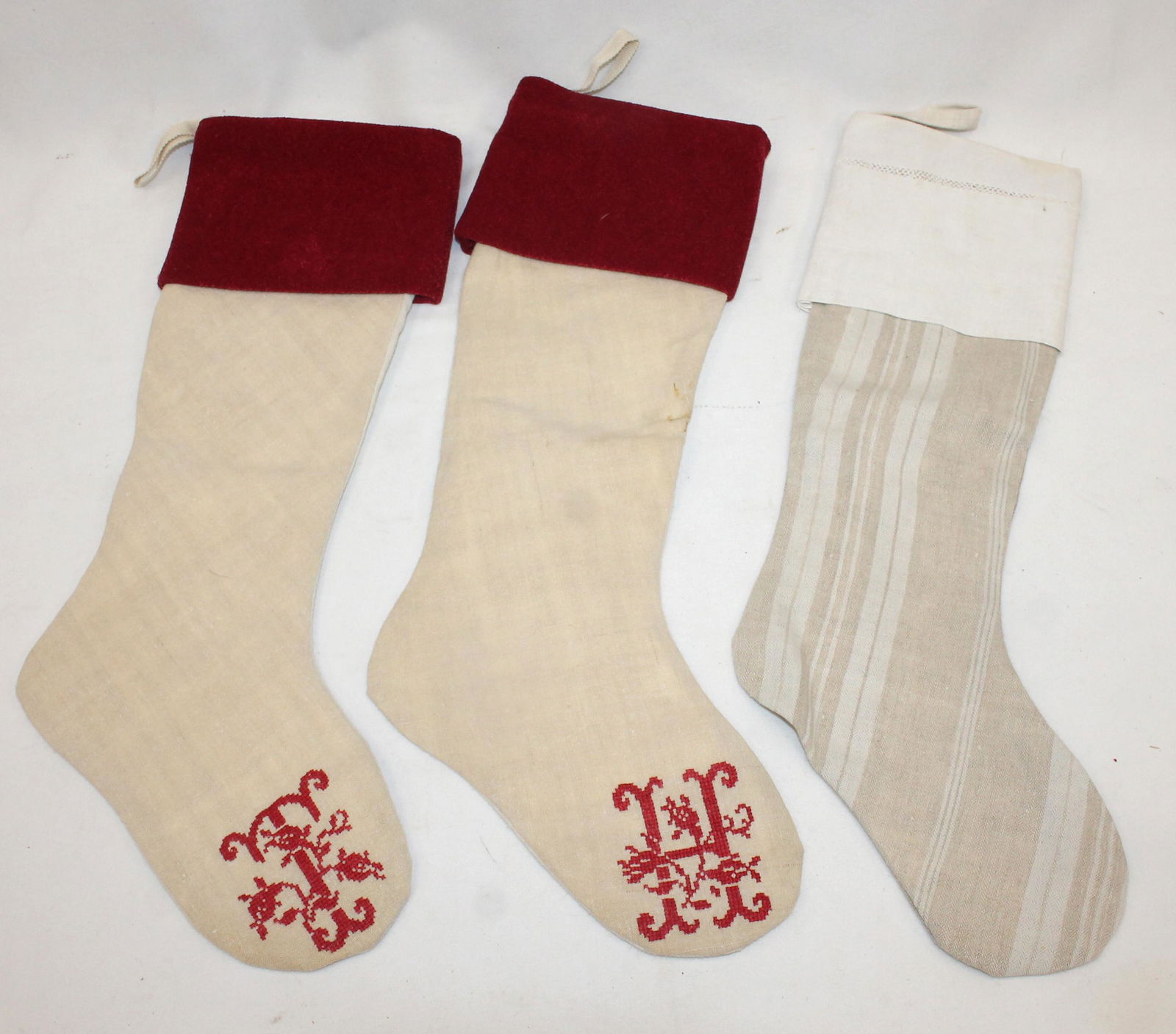 Lot of 3 vintage linen Christmas Stockings - 19" long (1 of 7)