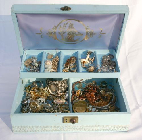 jewelry box full of vintage costume jewlery w som: jewelry box full of vintage costume jewlery w some gold & silver