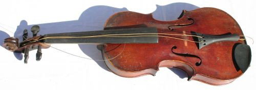 antique as found violin in case w 2 bows: antique as found violin in case w 2 bows