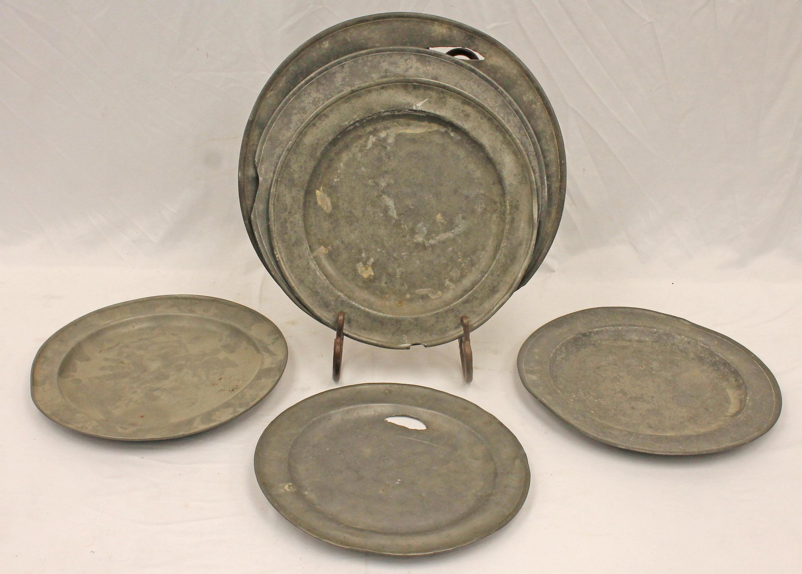 Lot of 6 antique pewter chargers - 12", 13", 13 1/2" (2), 15" & 16 1/2" diam (1 of 15)