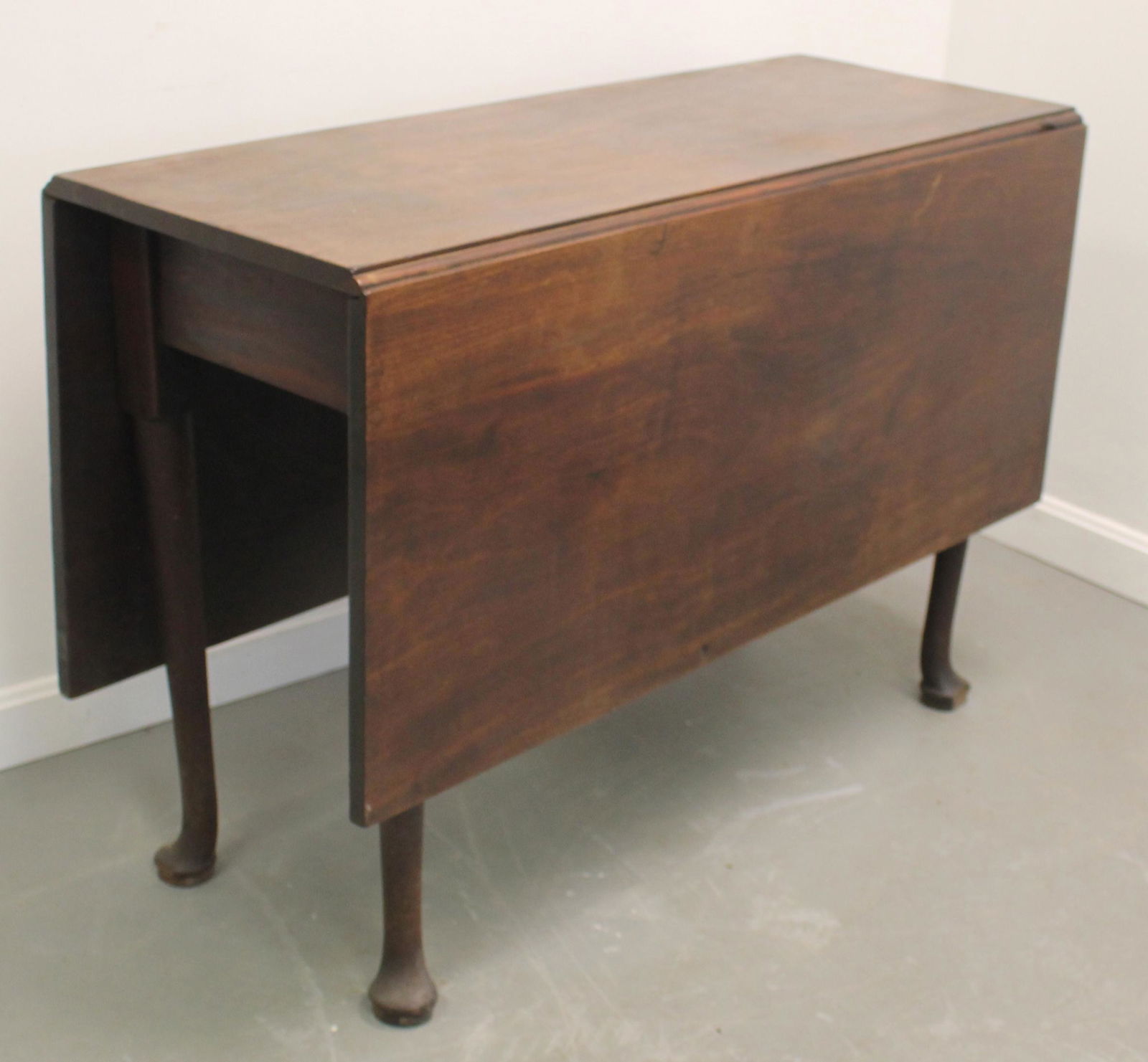 Antique deep dropleaf gateleg table - 28" tall x 42" long x 15" wide w 19" drop leaves (1 of 13)