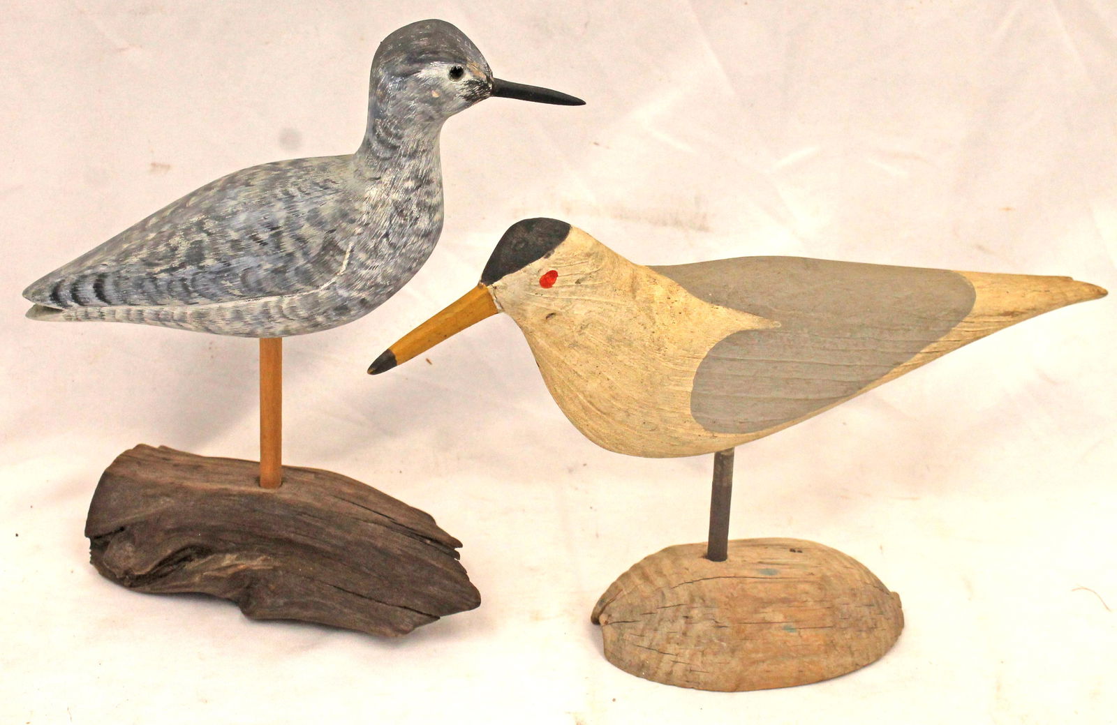 Lot of 2 wooden painted shorebirds - 8" long x 8 1/2" tall & 12" long x 6 1/2" tall (1 of 10)
