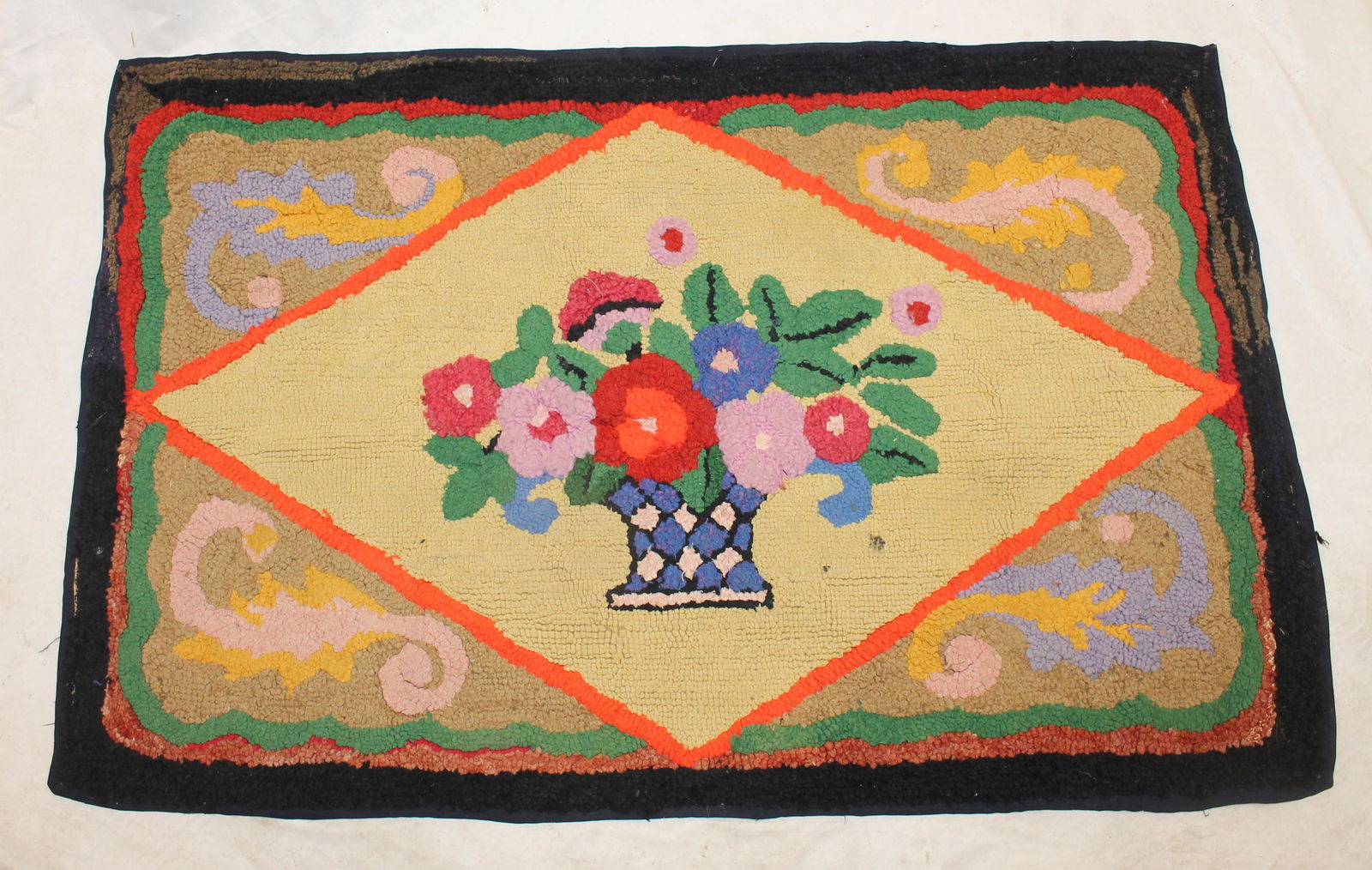 Hooked rug w multi-color basket of flowers dec - 27"x42" (1 of 7)
