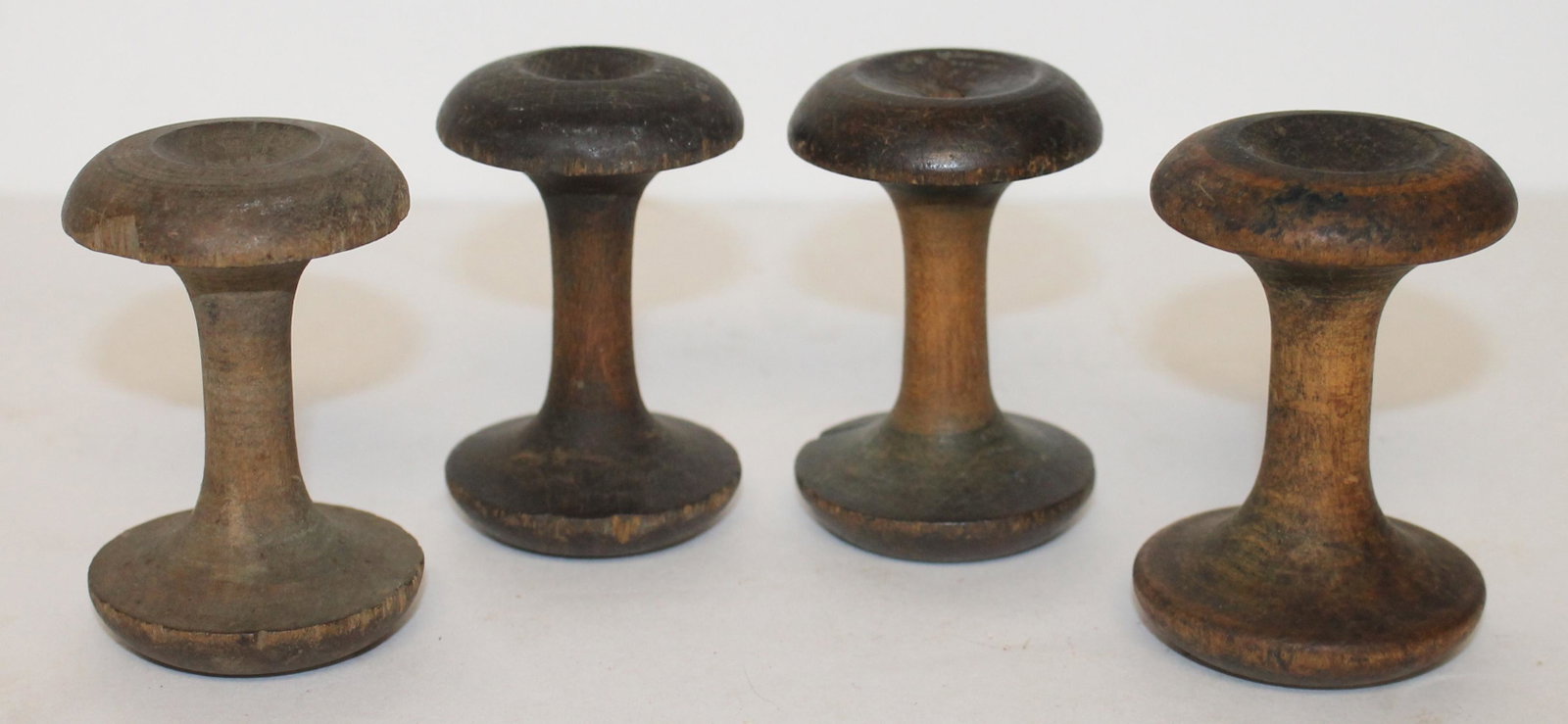 Lot of 4 Shaker apple core spools - 3" tall: Lot of 4 Shaker apple core spools - 3" tall