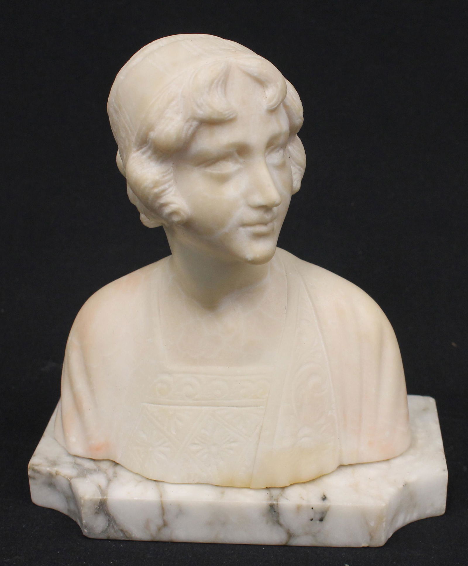 Marble bust sculpture of a maiden - 7 1/4" tall (1 of 6)