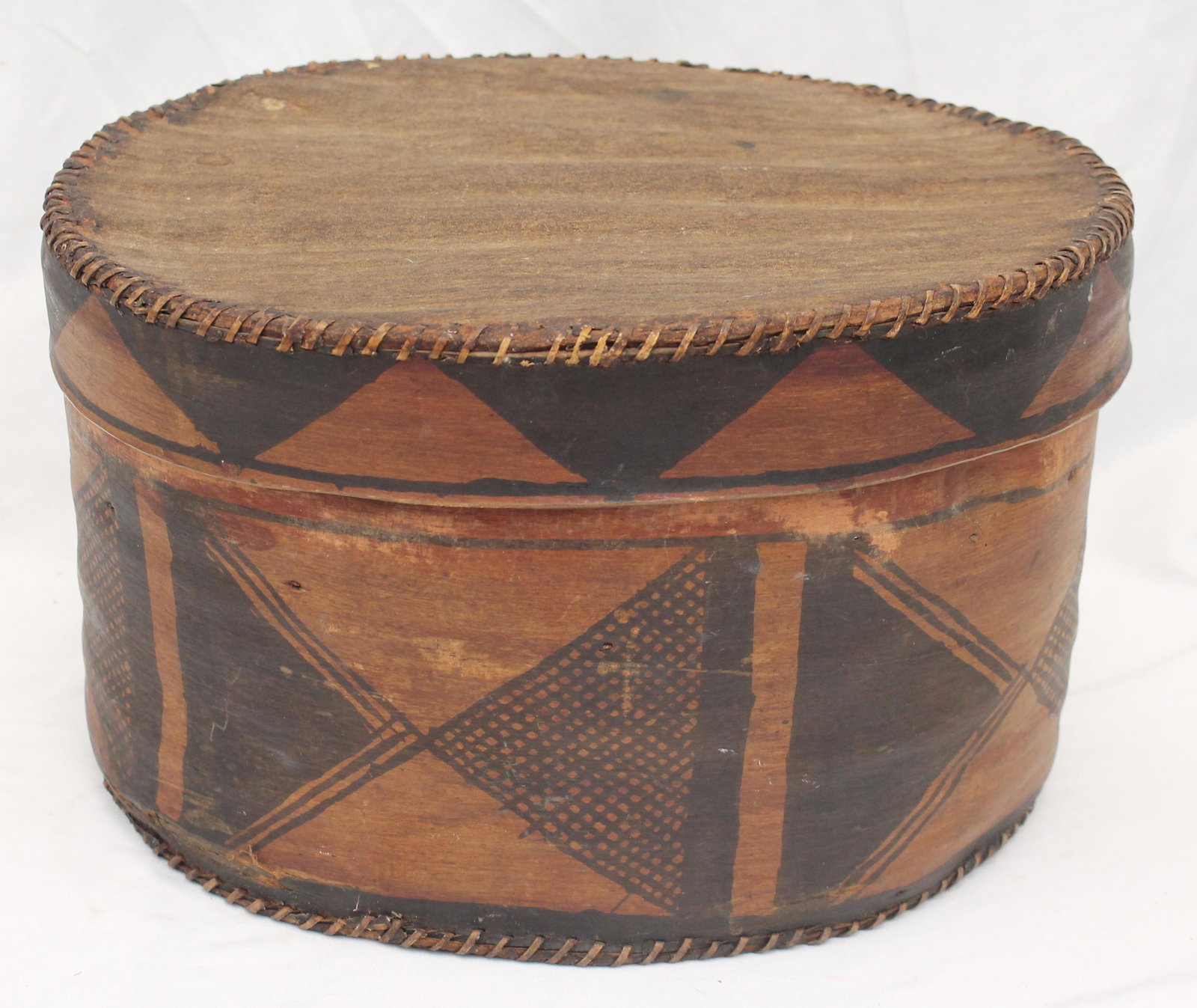 Possibly Aboriginal decorated bark box - 14 1/2" x 13" x 9": Possibly Aboriginal decorated bark box - 14 1/2" x 13" x 9"
