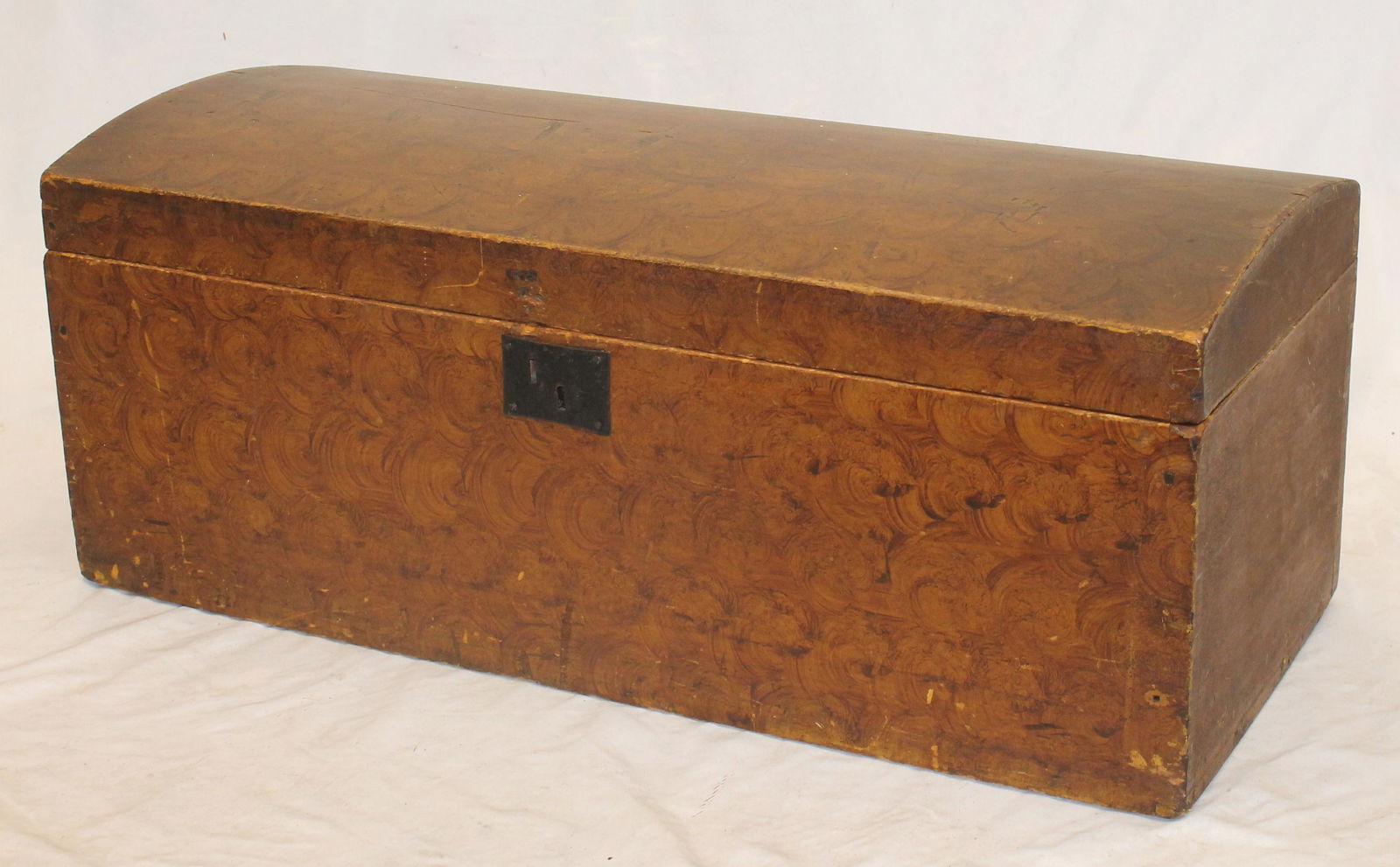 Antique grain painted dome top blanket box - 13 1/2" tall x 34" wide x 14" deep (1 of 6)