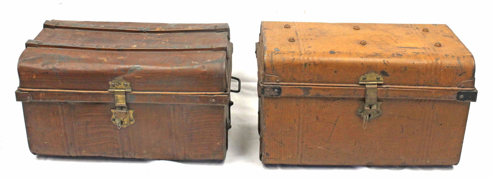 Lot of 2 flat top metal suitcases: Lot of 2 flat top metal suitcases