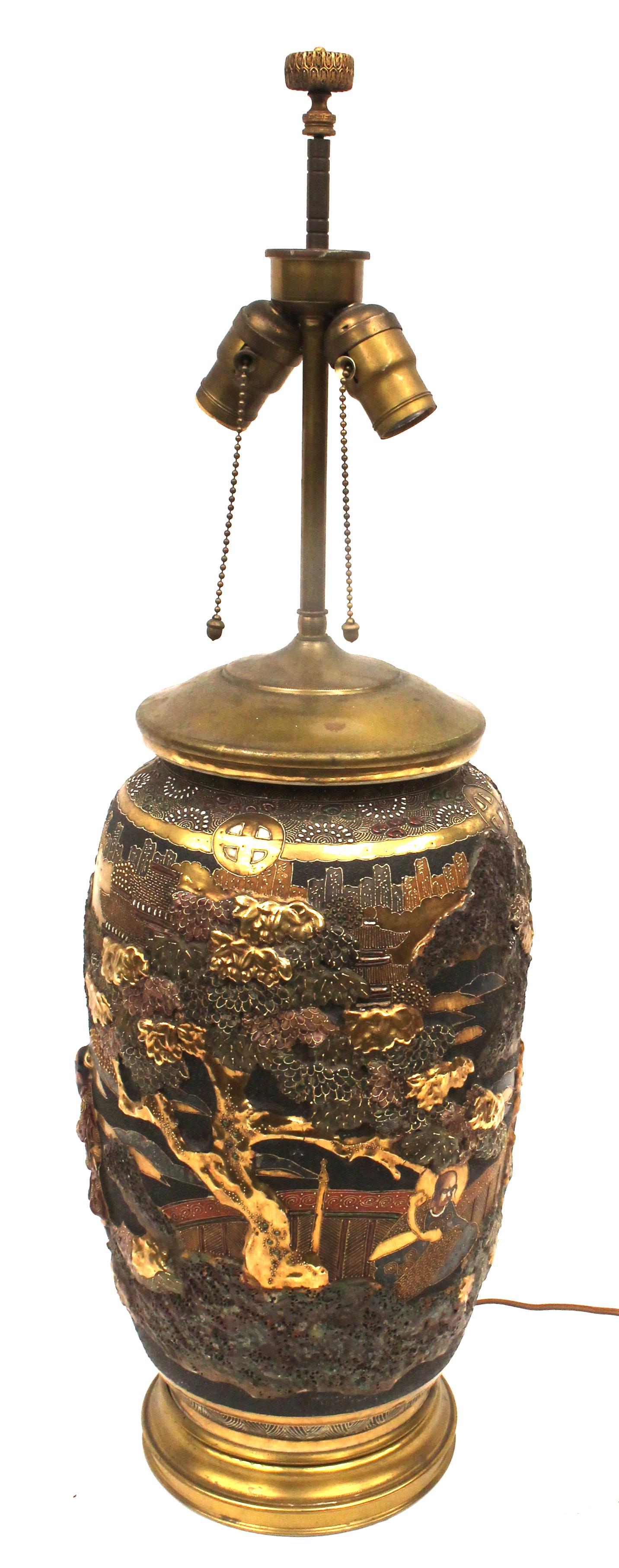 Large Satsuma lamp base w raised decoration - 19" tall (Satsuma portion only) (1 of 4)