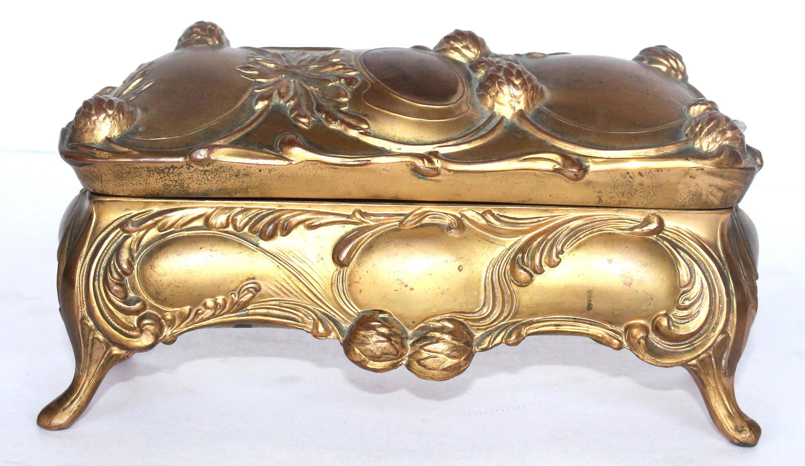 Art Nouveau cast metal gold painted dresser box w floral dec - 8 1/2" wide x 4 1/2" tall x 4" deep: Art Nouveau cast metal gold painted dresser box w floral dec - 8 1/2" wide x 4 1/2" tall x 4" deep