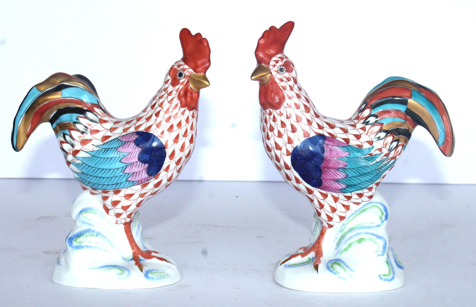 Pair of Herend Hungary hand painted porcelain  roosters - 5 1/2" tall (1 of 7)