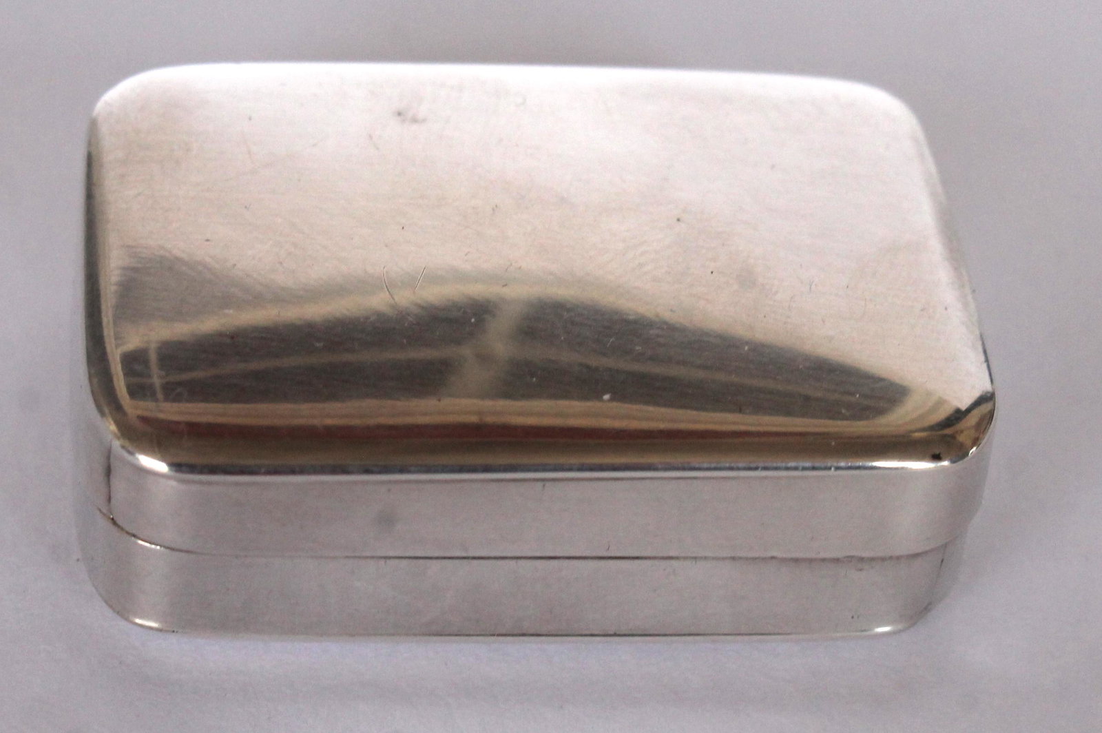 Antique English sterling silver vinaigrette - dated 1801 - 1"x1 1/2": Antique English sterling silver vinaigrette - dated 1801 - 1"x1 1/2"