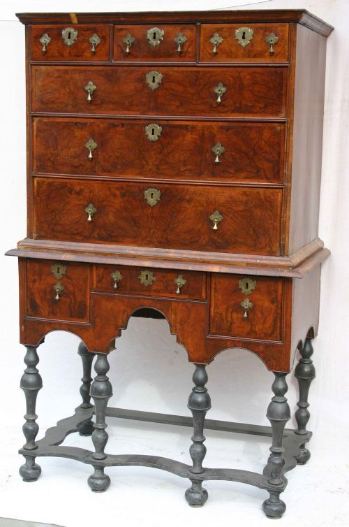 Fine form rare Wm & Mary burl walnut veneered highb: Fine form rare Wm & Mary burl walnut veneered highboy ca 1720 w orig brasses & locks throughout retaining its old, possibly orig dark surface - (needs some conservation) 5'4" tall x 3'5" wide