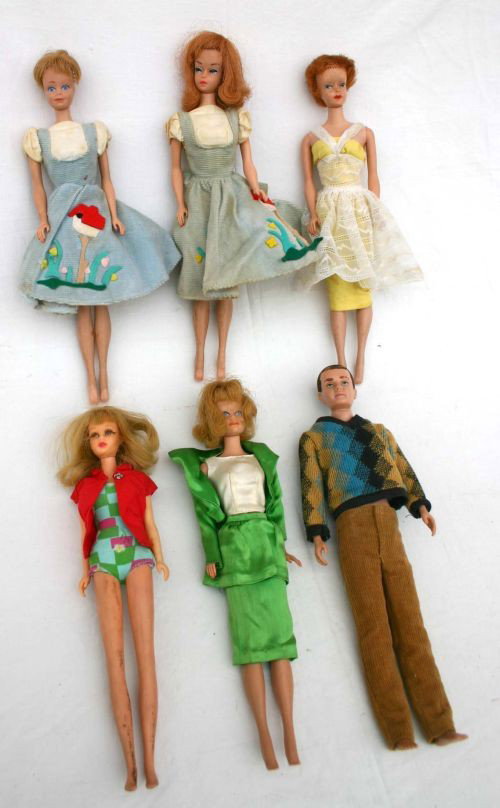 lot of 9 Barbie, Ken & Skipper dolls ca 1960's w : lot of 9 Barbie, Ken & Skipper dolls ca 1960's w lots of orig clothing, pamphlets & accessories