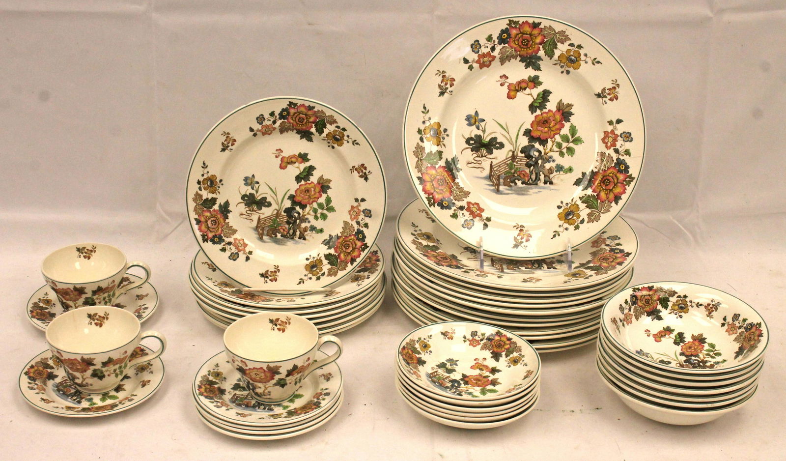 Wedgwood "Eastern Flowers" partial china service - approx 40 pcs - dinner plates are 10 1/4" diam -: Wedgwood "Eastern Flowers" partial china service - approx 40 pcs - dinner plates are 10 1/4" diam - This lot was donated and proceeds from the sale of this lot will go to Brattleboro Area Hospice!
