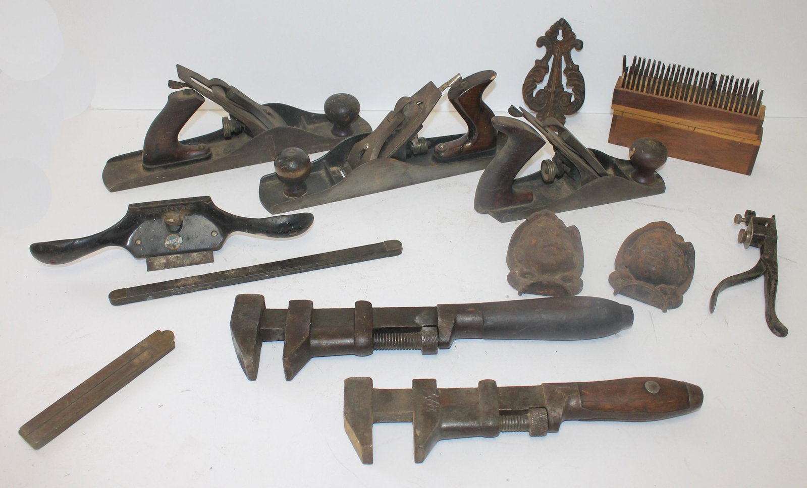 Lot of wood working planes & other tools: Lot of wood working planes & other tools